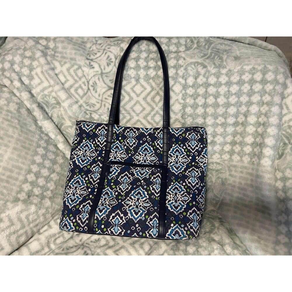 Vera Bradley Large Tote Bag Retired Bluebird Pattern - Picture 2 of 8